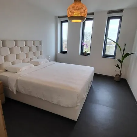 Kopwest 8 Personen Bed & Breakfast 3*